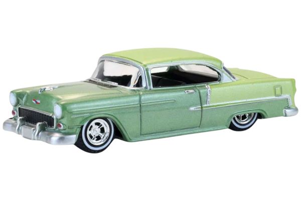Greenlight 63080-A Chevrolet Bel Air Lowrider Crocus hellgrün/grün 1956 - California Lowriders 1:64