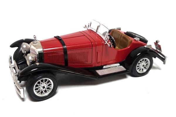 gebraucht! Bburago 1509 Mercedes-Benz SSK rot/schwarz 1:24 - ganz leicht bespielt