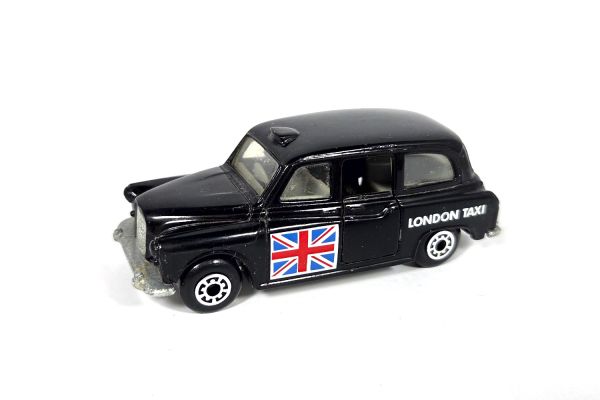 gebraucht! Matchbox London Taxi FX4R schwarz 1:60 - ganz leicht bespielt