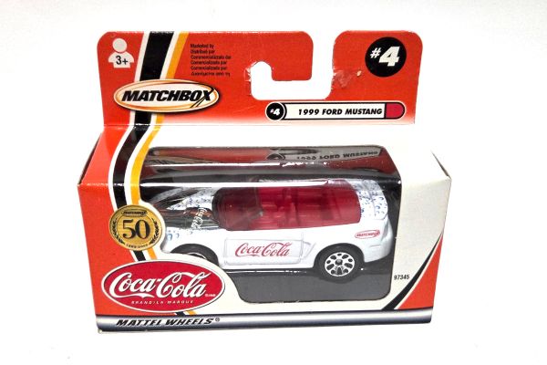 NOS! Matchbox 92353 Ford Mustang Convertible 1999 weiss Coca Cola ca. 1:64 OVP