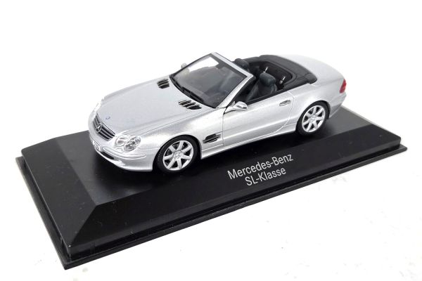 NOS! Minichamps Mercedes-Benz SL-Klasse (R230) silber 1:43