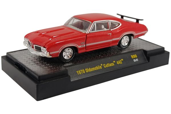 M2 Machines Oldsmobile Cutlass 442 1970 rot 1:64