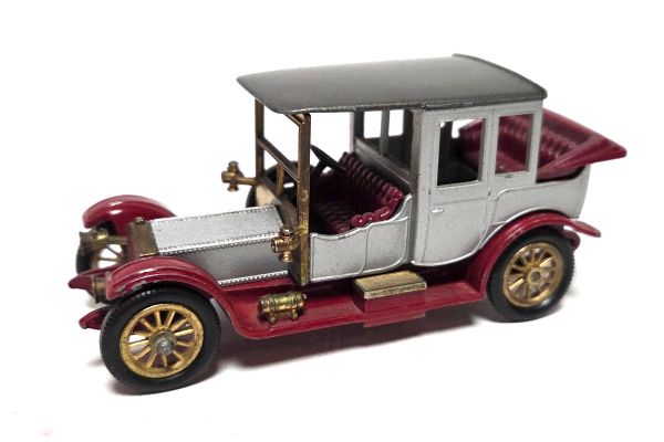 gebraucht! Matchbox Y-7 Rolls Royce silber/rot 1912 Maßstab ca. 1:48 - ganz leicht bespielt