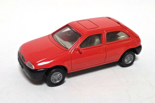 gebraucht! Siku 0845 Ford Fiesta hellrot - fast wie neu