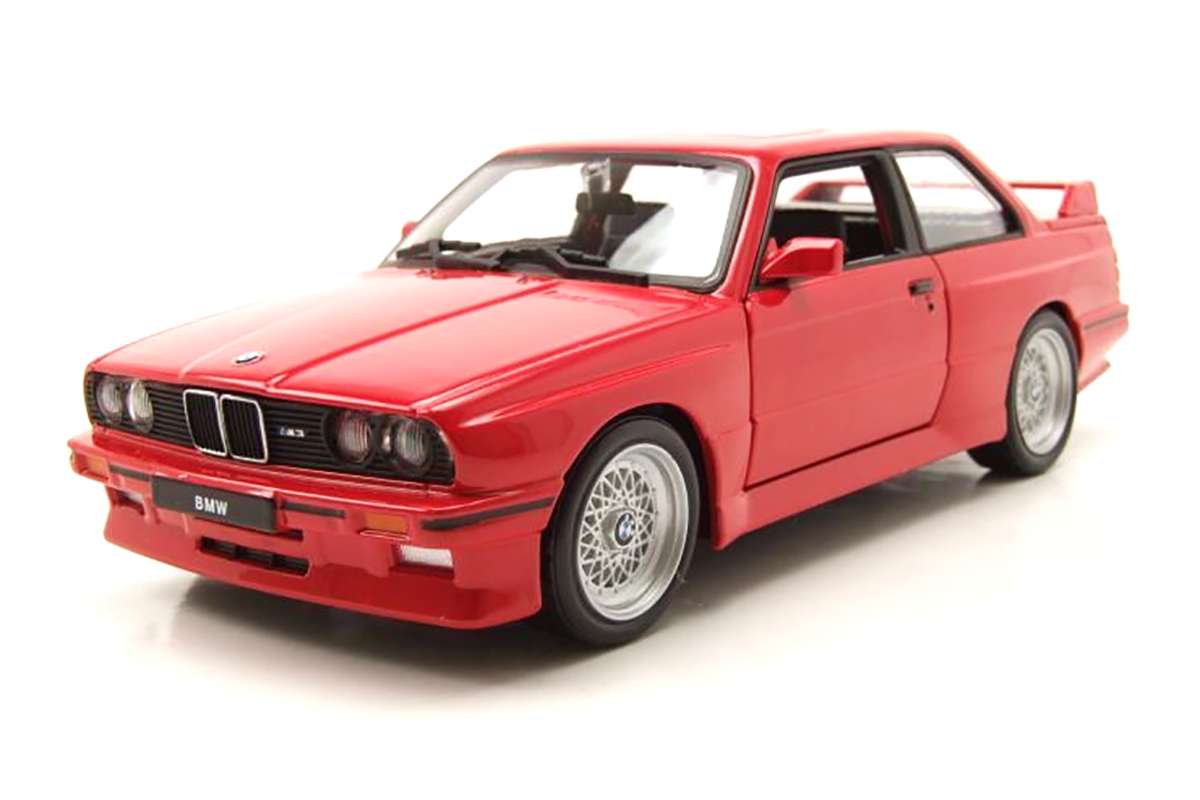Mô hình xe BMW M3 E30 1988 tỉ lệ 1:24 Bburago