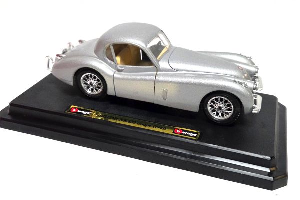 gebraucht! Bburago 1508 Jaguar XK 120 Coupe silber 1948 Maßstab 1:24 - fast wie neu