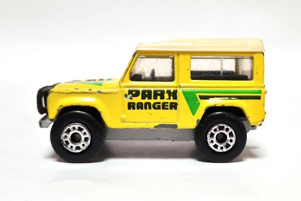 gebraucht! Matchbox Land Rover Defender Ninety gelb "Ranger" 1987 Maßstab 1:62 - leicht bespielt
