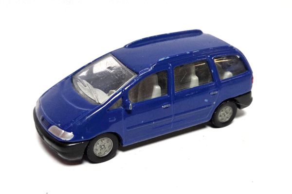 gebraucht! Siku 1046 VW Sharan I blau - leicht bespielt