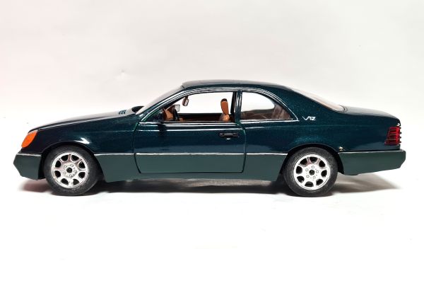 gebraucht! Majorette 1114 Mercedes-Benz S600 Coupe 1992 grün Maßstab 1:18
