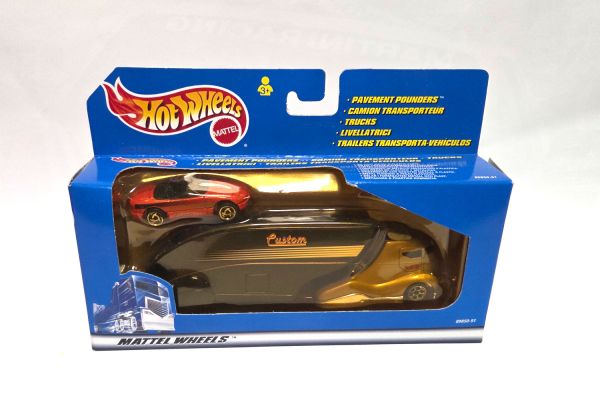 NOS! Hot Wheels 89850-91 Pavement Pounders LKW mit Mazda MX-5