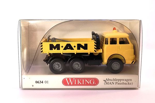 Wiking 0634 01 Abschleppwagen (MAN Pausbacke) "MAN" gelb Maßstab 1:87 Modellauto