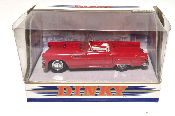 NOS! Matchbox DY-31 Ford Thunderbird rot 1955 Maßstab ca. 1:43 DINKY