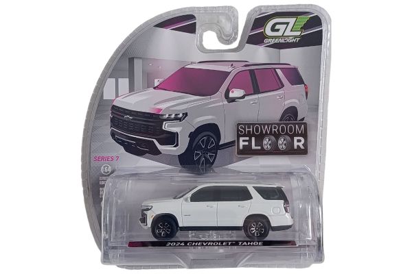 Greenlight 68070-E Chevrolet Tahoe 2024 weiss - Showroom 1:64