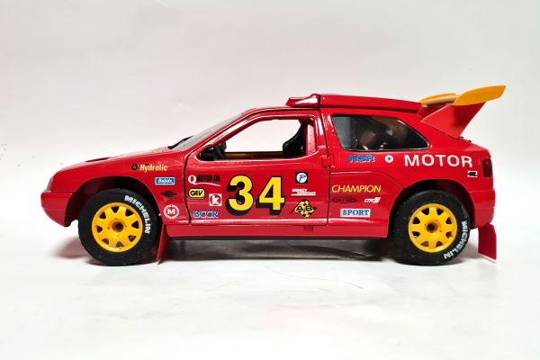 gebraucht! Majorette 8503 Citroen ZX Rally Raid 1992 "No.34" rot/gelb Maßstab 1:18 - fast wie neu